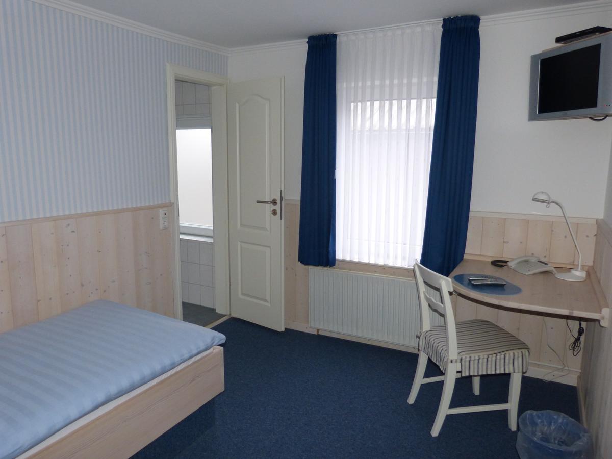 Karstens Gasthof Nordhastedt Esterno foto